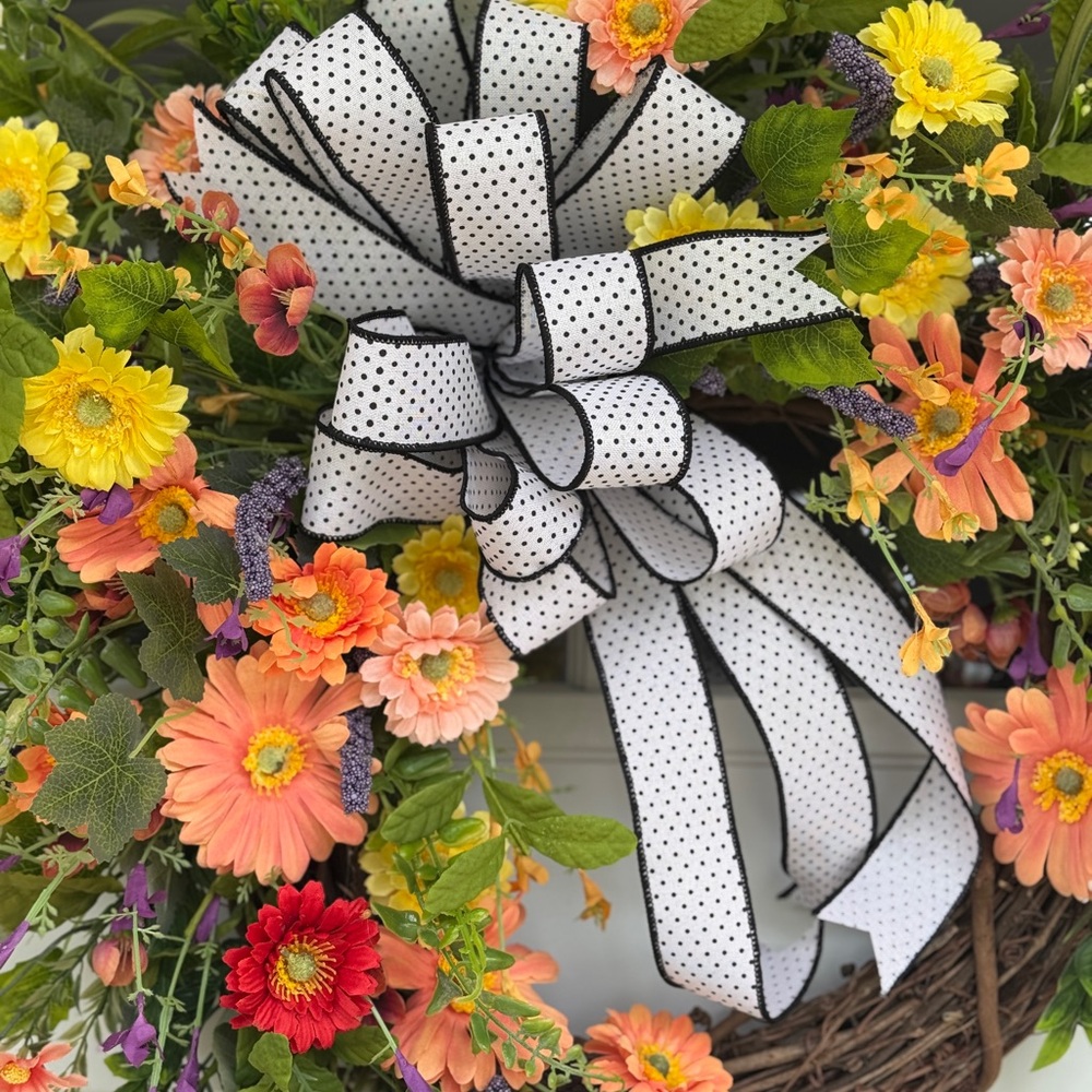SOLD LOCALLY Spring Mixed Floral Design Wreath - Picture 3 of 9